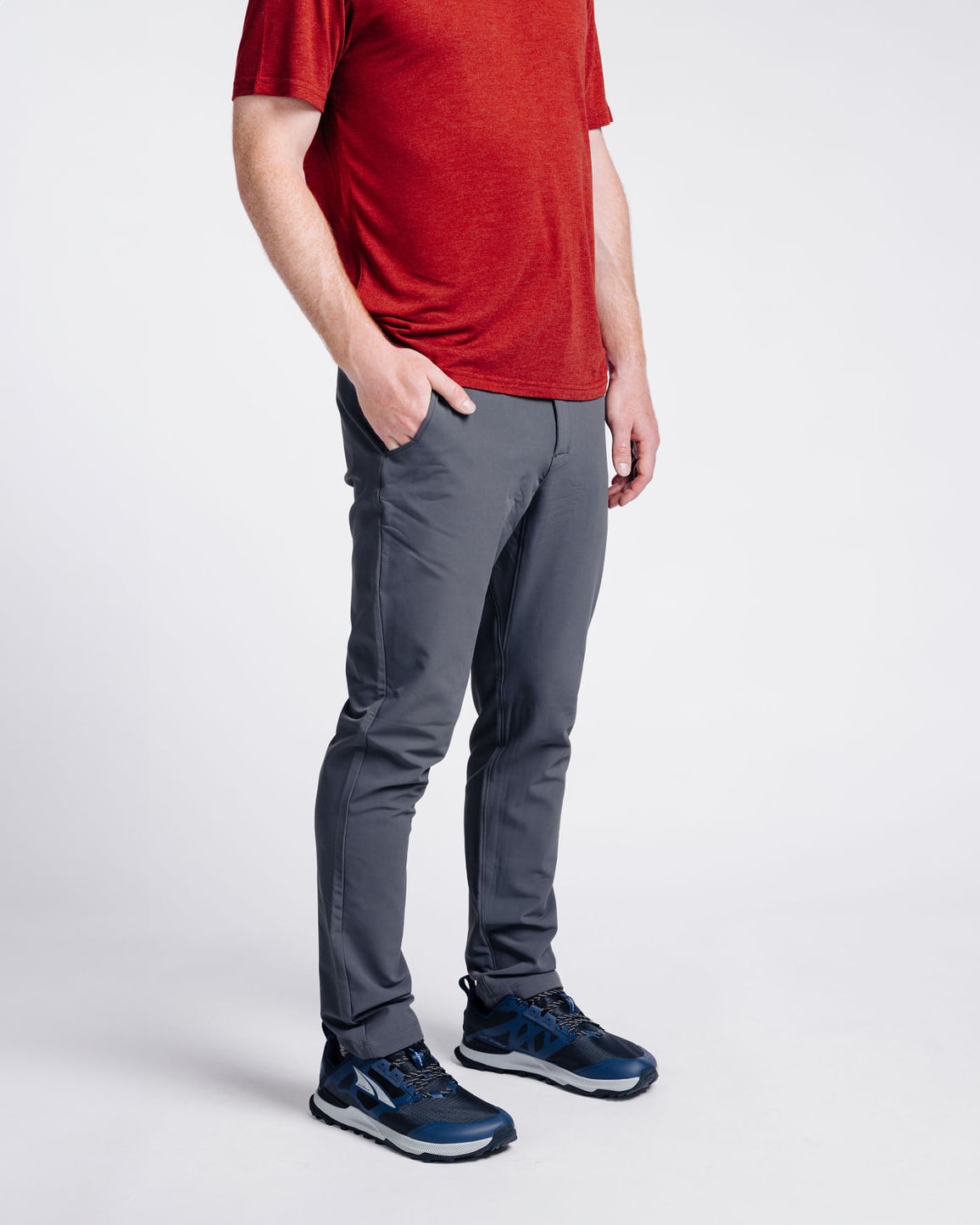 Logan: 6'1, 187 lbs wearing size 32x32.