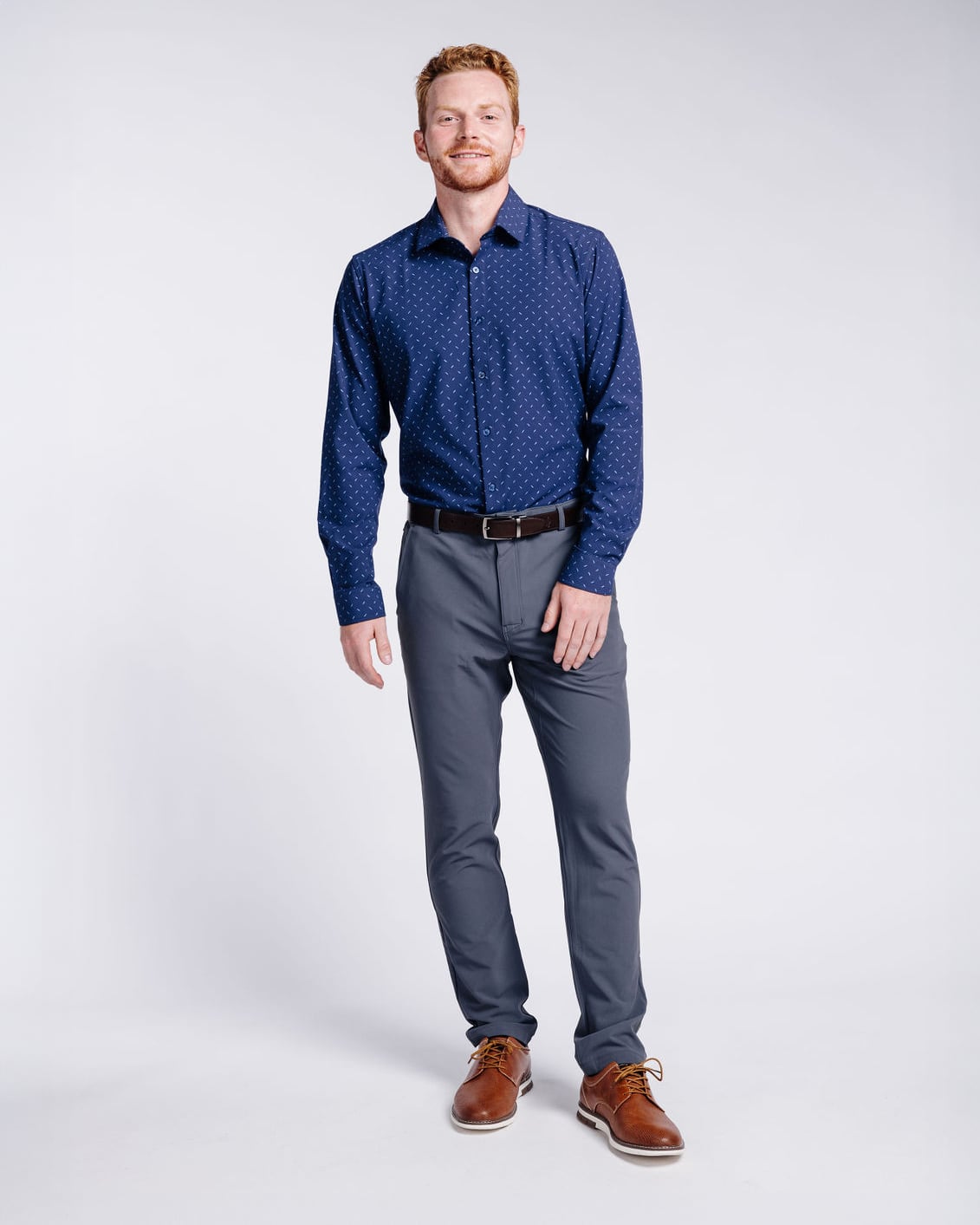 Logan: 6'1, 187 lbs wearing size 32x32.