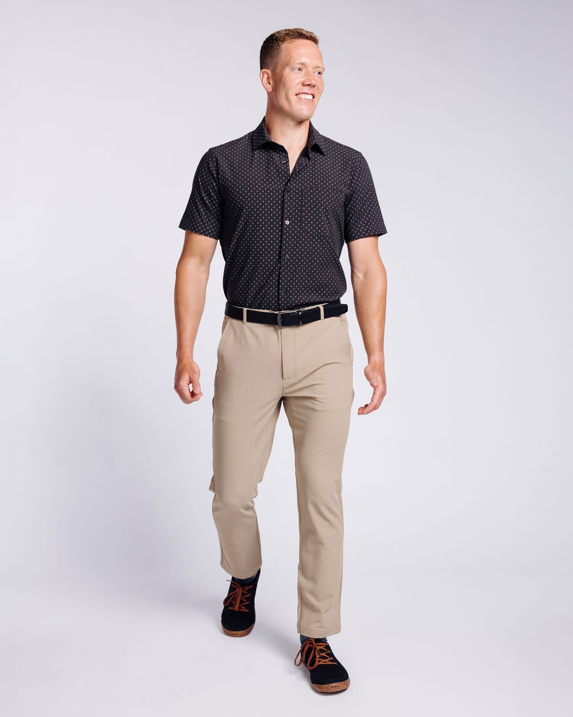 Markus: 6'0, 180 lbs wearing size 32x30.