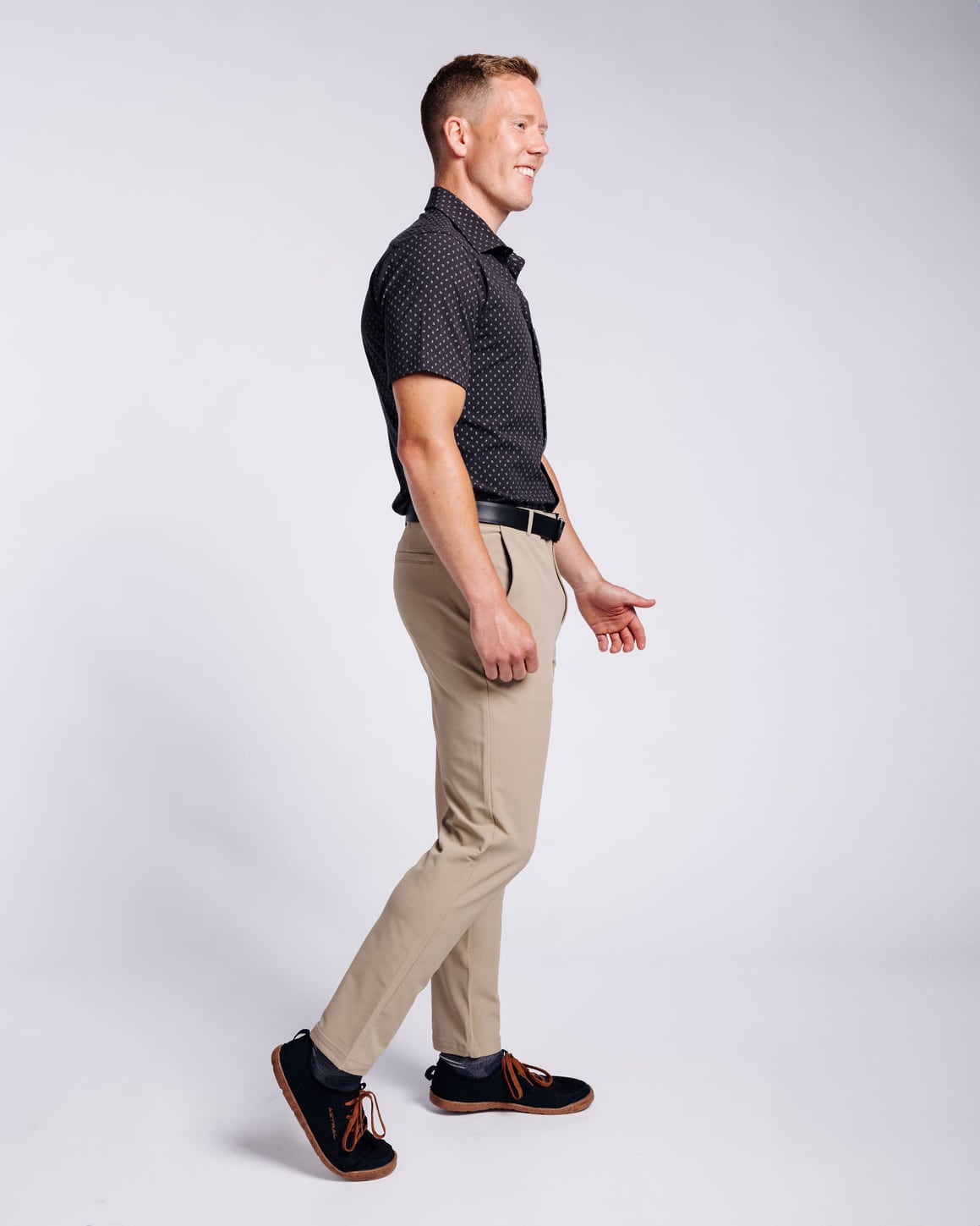 Markus: 6'0, 180 lbs wearing size 32x30.