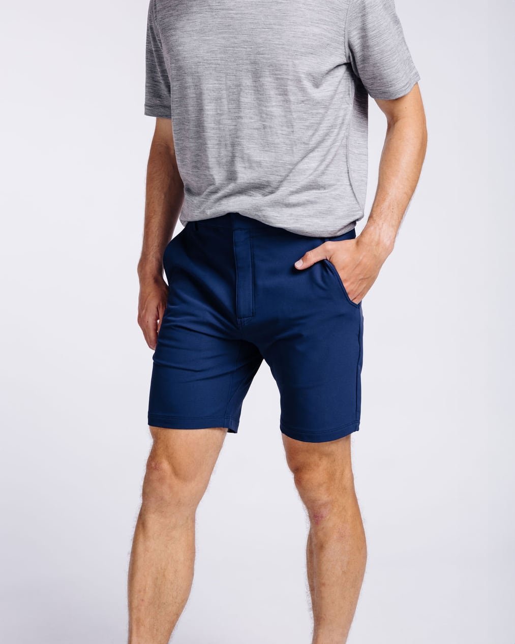 Alex: 5’9, 150 lbs wearing size 30x7.