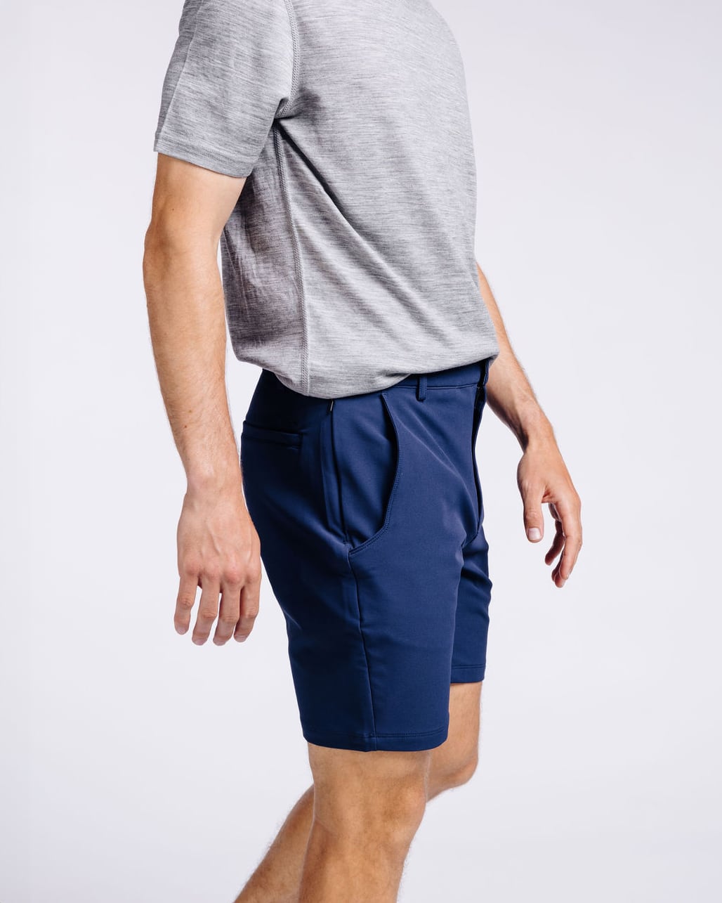 Alex: 5’9, 150 lbs wearing size 30x7.