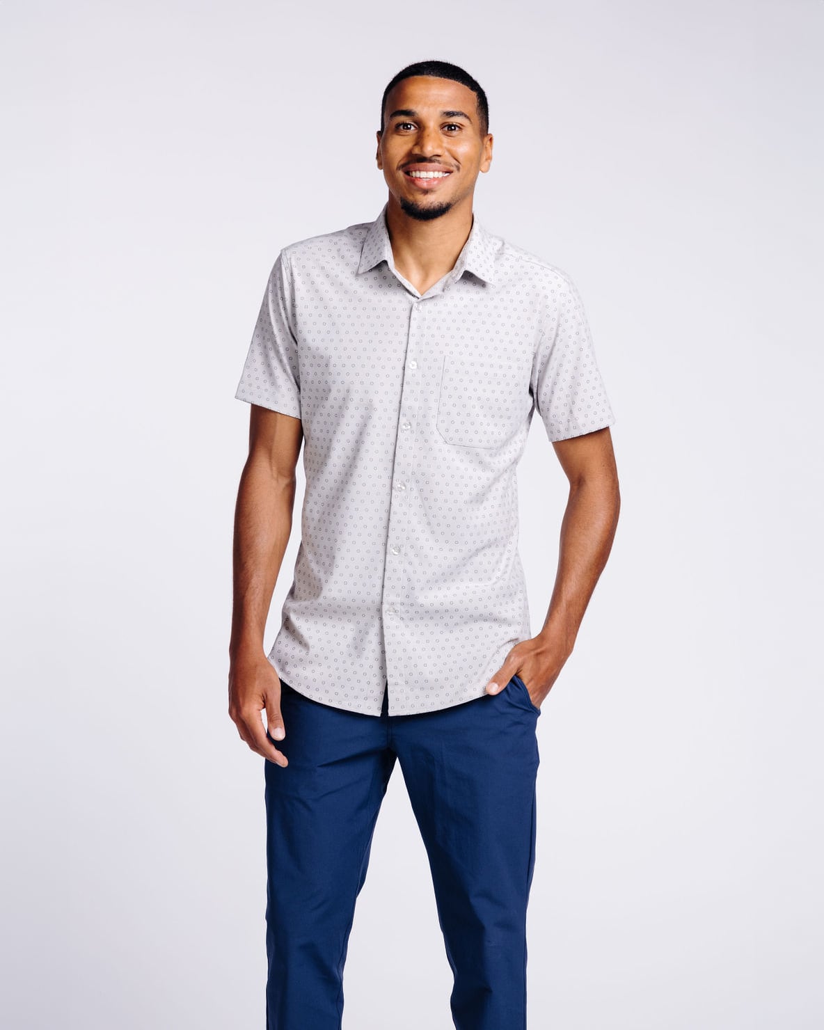 Mehdi: 6'1, 172 lbs wearing size medium.