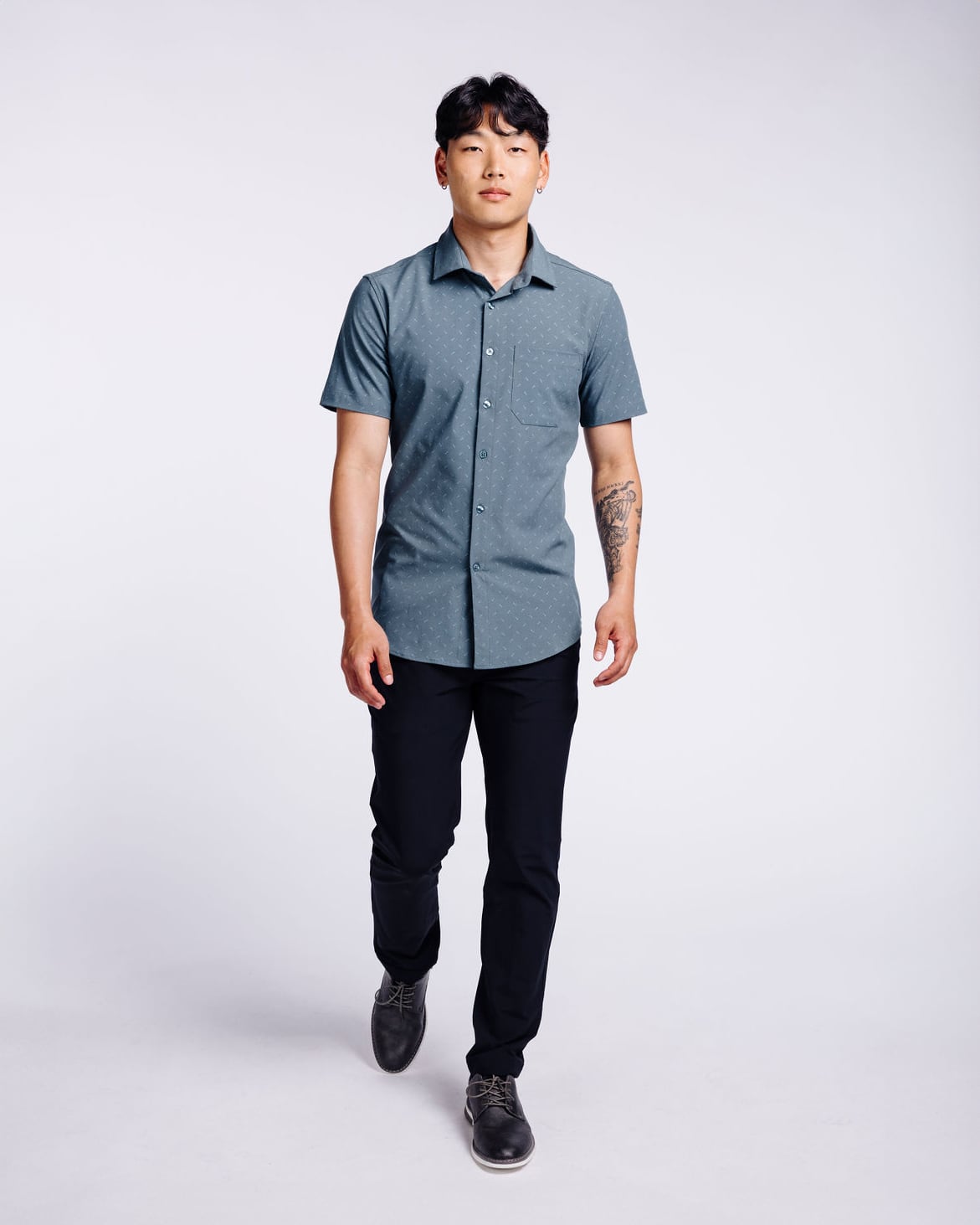 Minjae: 5'10, 160 lbs wearing size small.