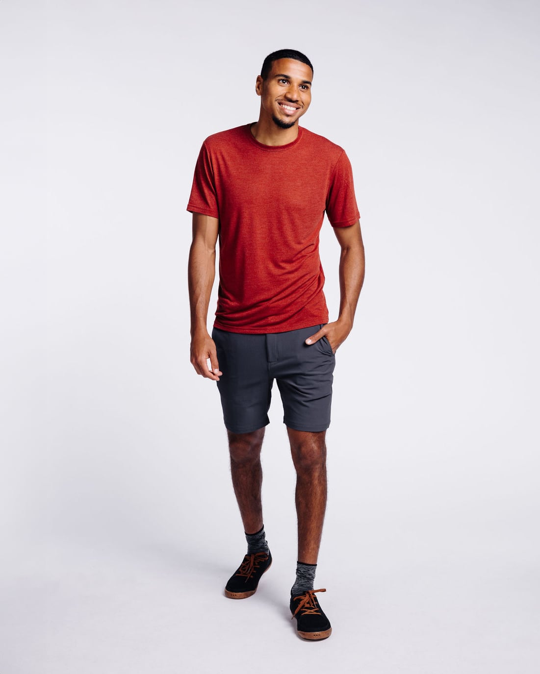 Mehdi: 6’1, 172 lbs wearing size medium.