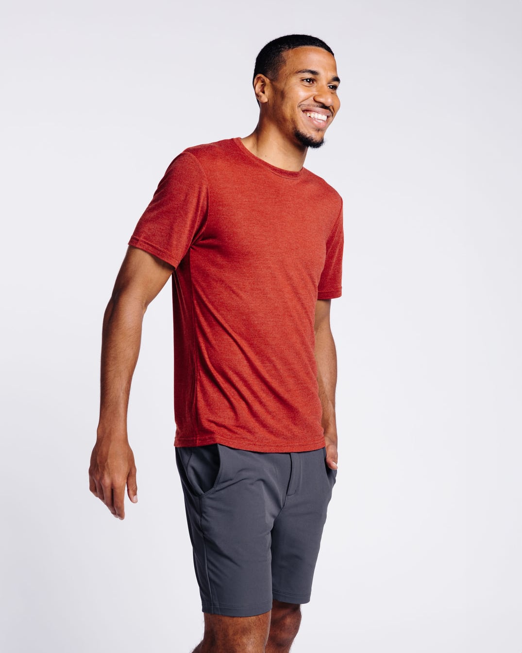 Mehdi: 6’1, 172 lbs wearing size medium.
