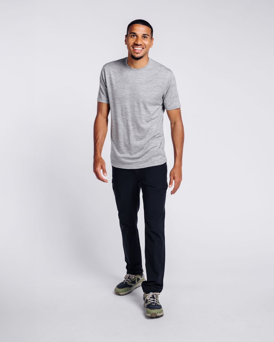 Mehdi: 6’1, 172 lbs wearing size 32x32.