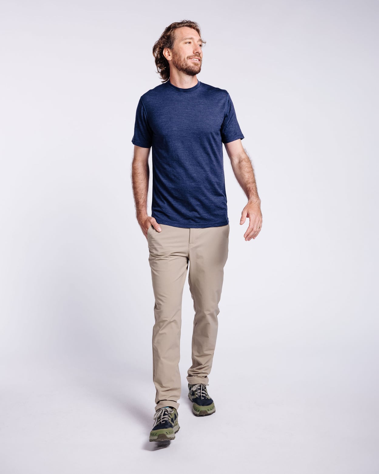 Juan: 6’0, 165 lbs wearing size 30x32.
