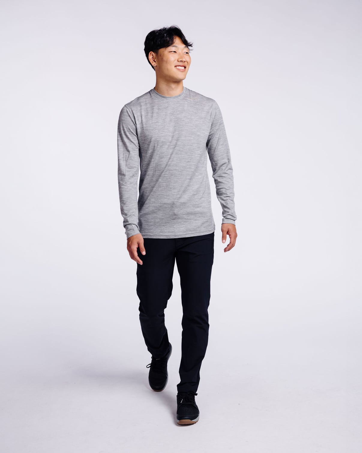 Minjae: 5'10, 160 lbs wearing size small.