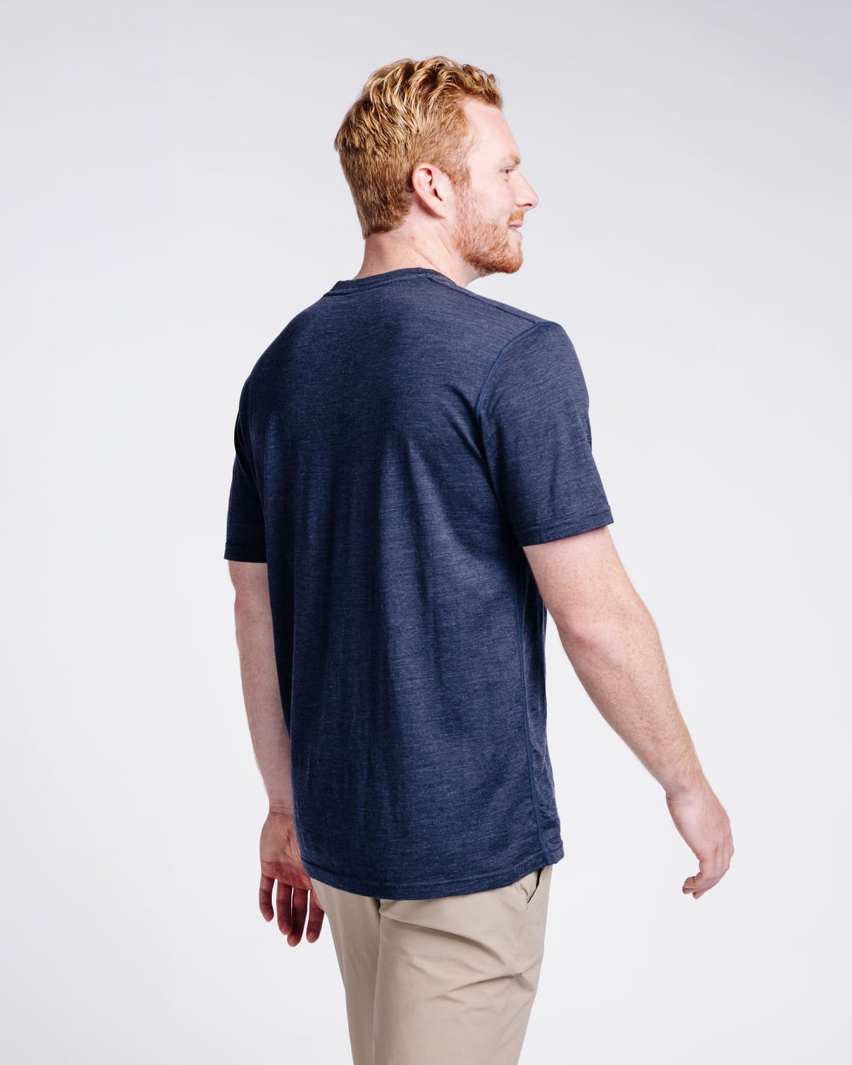 Logan: 6’1, 187 lbs wearing size large.