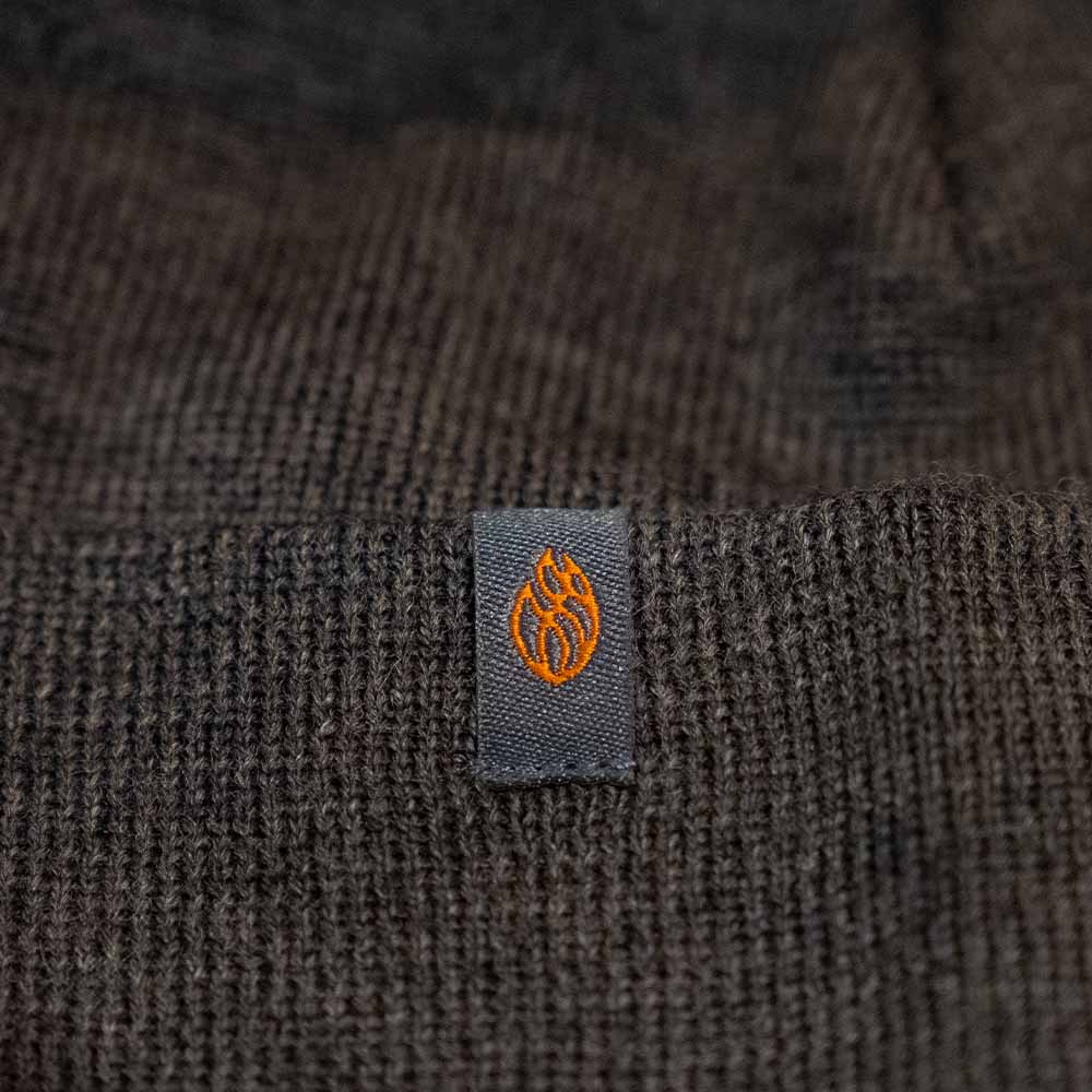 merino beanie, Teren logo